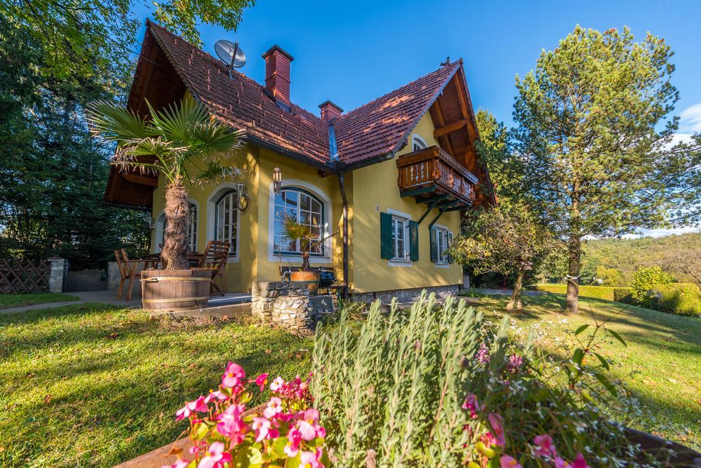 Winemakers Escape Villa Gleisdorf Bagian luar foto